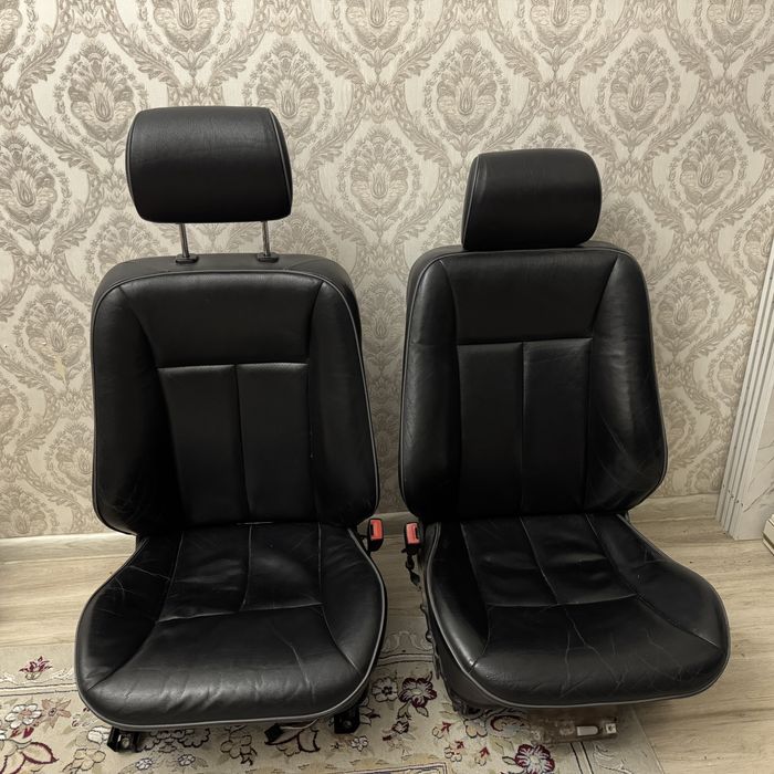 Сиденья кожанные плавающие w210
