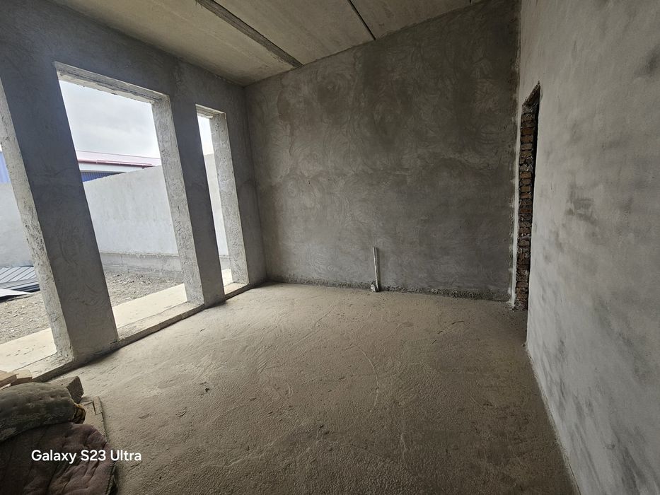 2 kavatlik uy sotiladi karopka