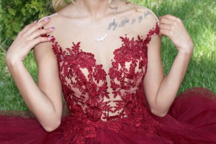 Официална бална рокля