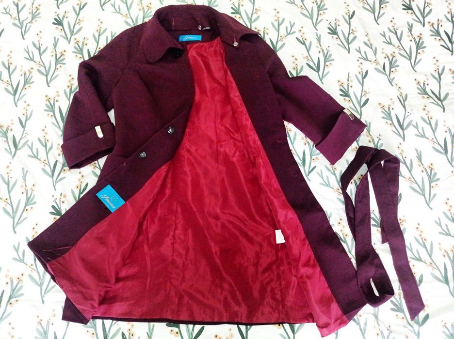 Ayollar kiyimi. Plash