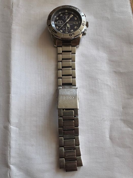 SEIKO, Мъжки кварцов часовник аналогов хронограф WR 100M син циферблат.
