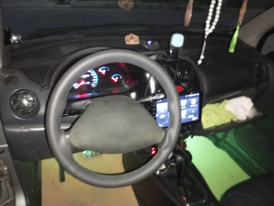 Автомобиль Daewoo