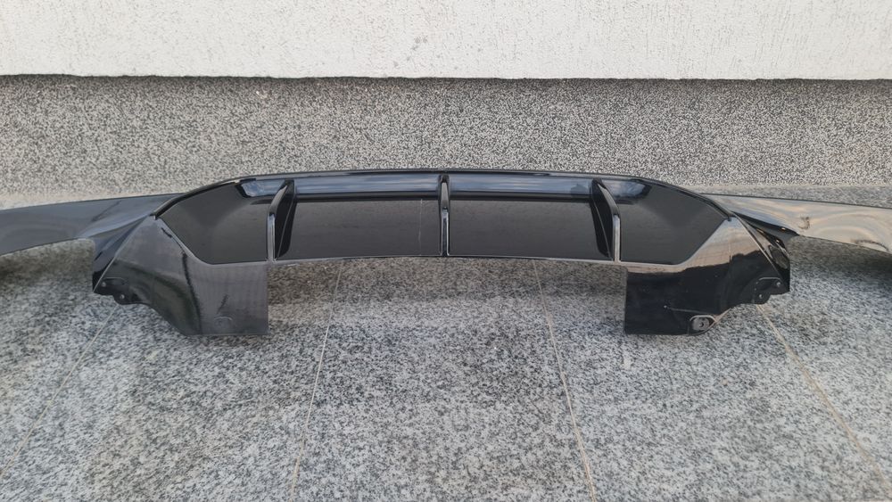 Spoiler difuzor bara spate BMW 5 G30 M5 F90