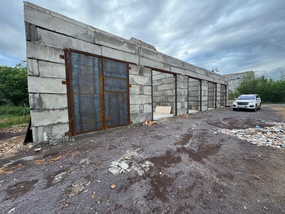 Прдаю гаражи недостроенные