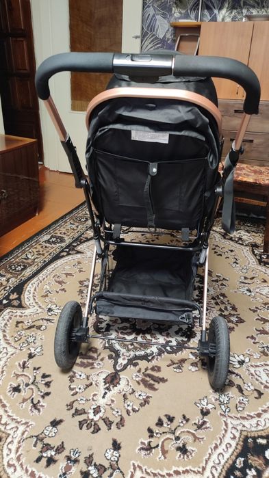 Продам детскую коляску