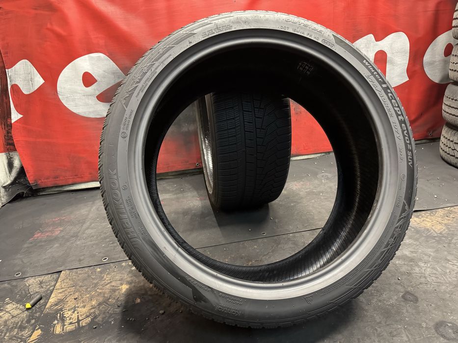 275 40 22, Зимни гуми, Hankook WinterICeptEVO2SUV, 2 броя