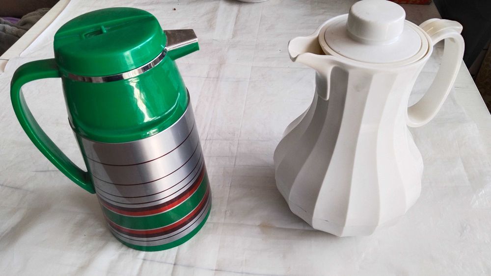 Термоси различни модели