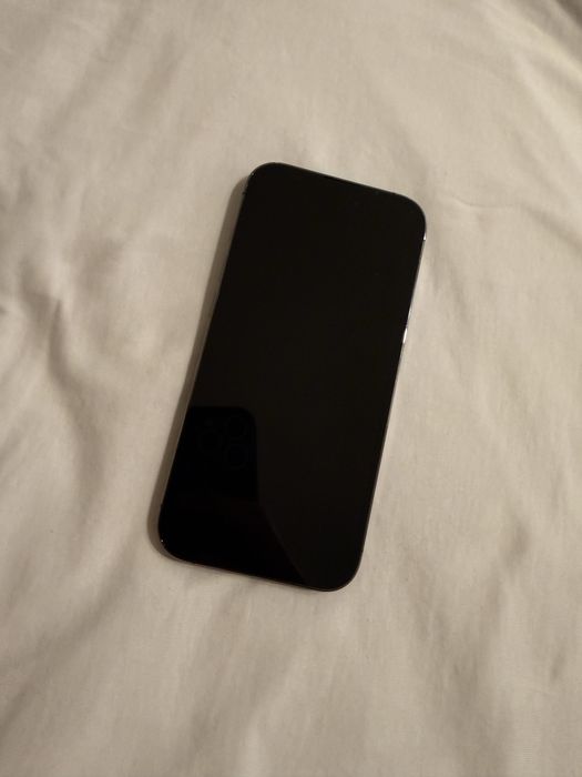 Продам Iphone 14 pro