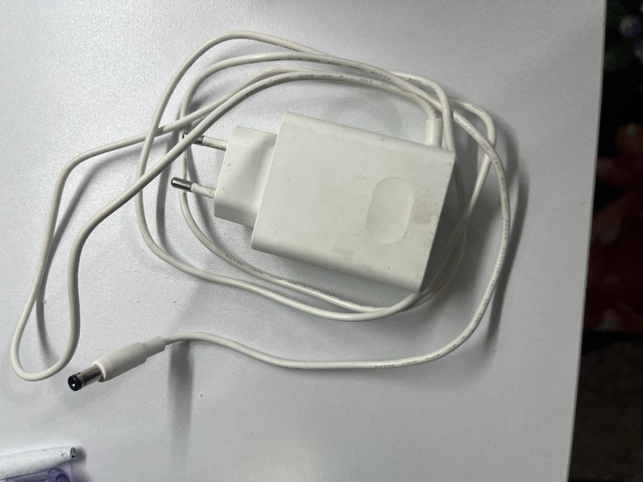 Продам роутер Теле 2