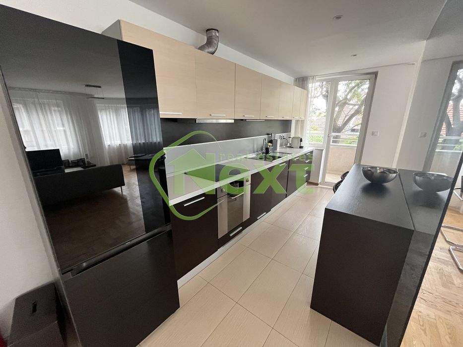 Дава се под наем Тристаен апартамент в София, Център - 120 кв.м за 1100 € - Снимка #7