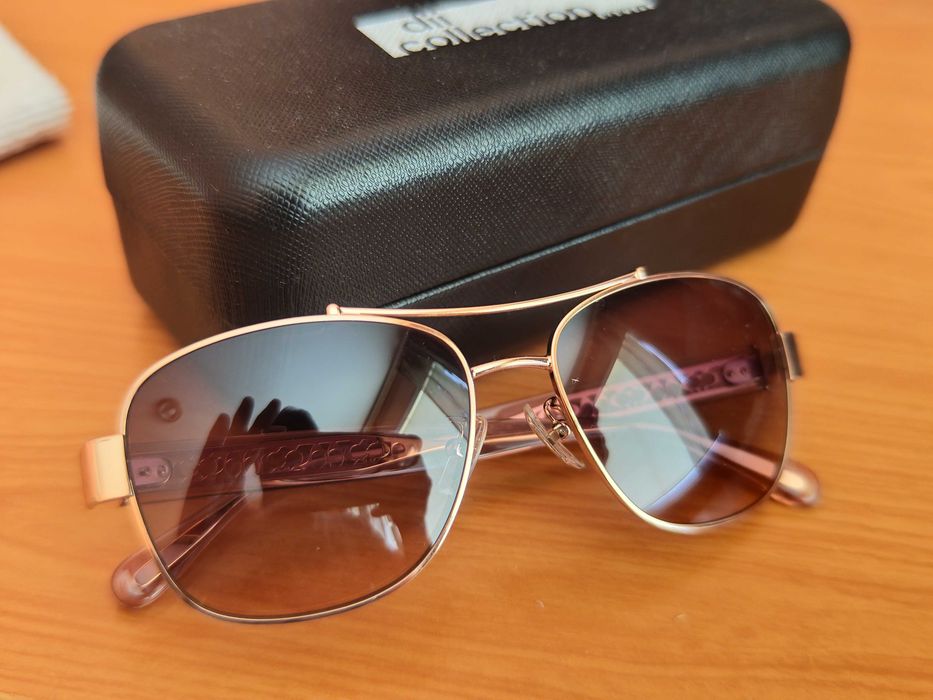 Слънчеви очила Coach Shiny Rose Gold  HC7161 CR617