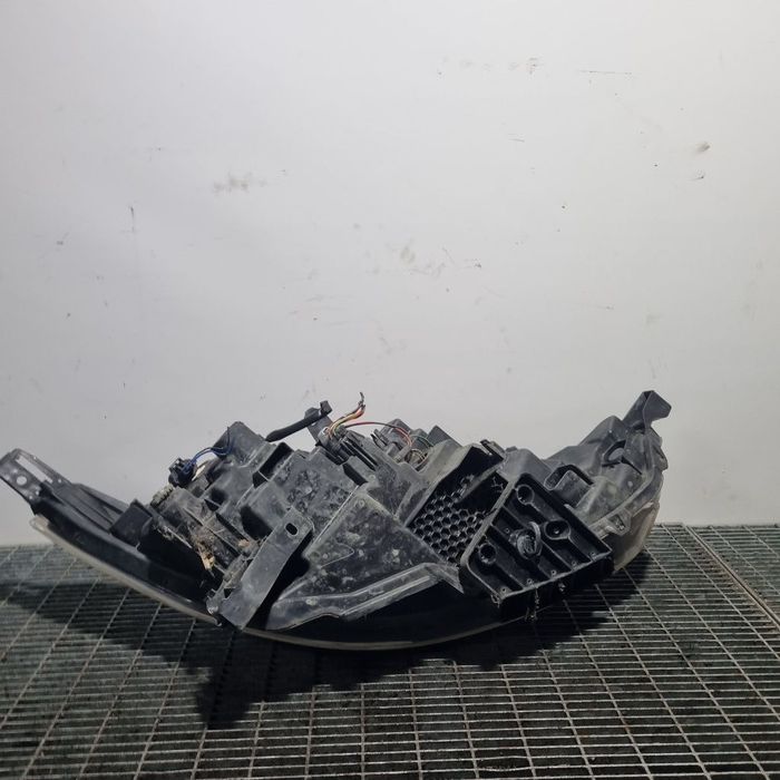 Far Stanga Nissan Qashqai J11 2013 - 2017 SUV 4 Usi (1414) Cu lupă