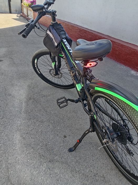 Продам велик в хорошом состаяние торг есть