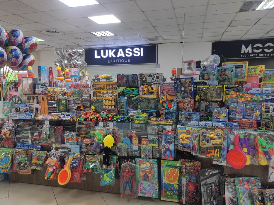 Продаю отдел игрушек