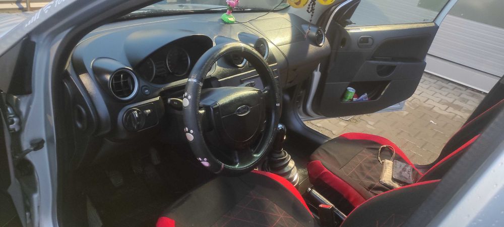 Ford Fiesta 1.3 benzina