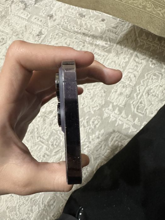 Продам iPhone 14 Pro