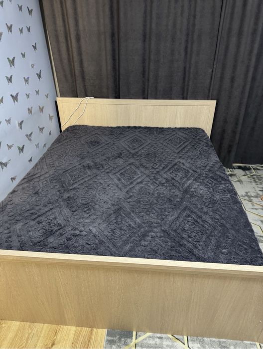 Кровать 160*200 с матрасом