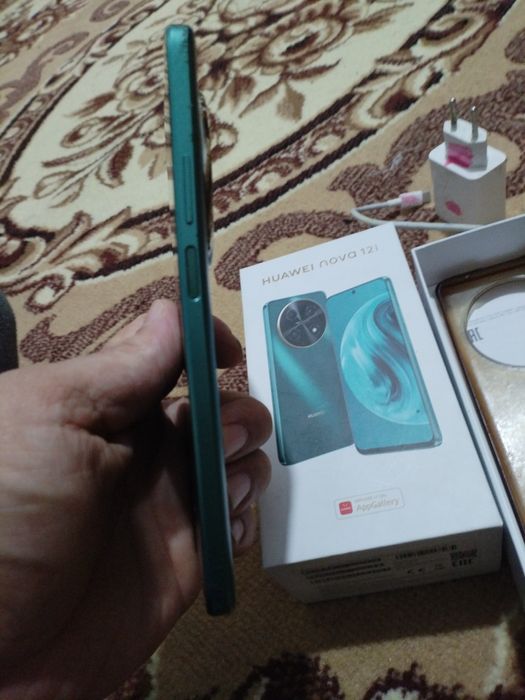 Продам телефон хуавей