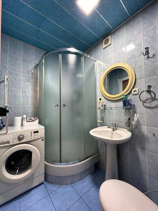 Продаётся квартира,голубые купола,космонавты!