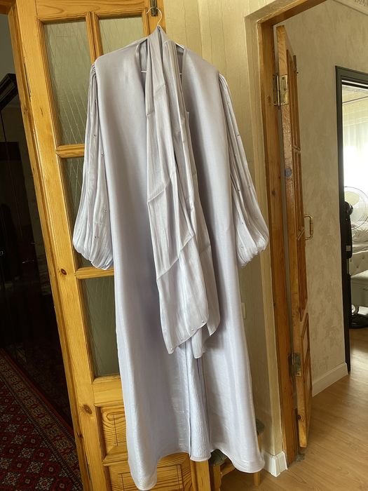 Продам платье Абайю Дубай