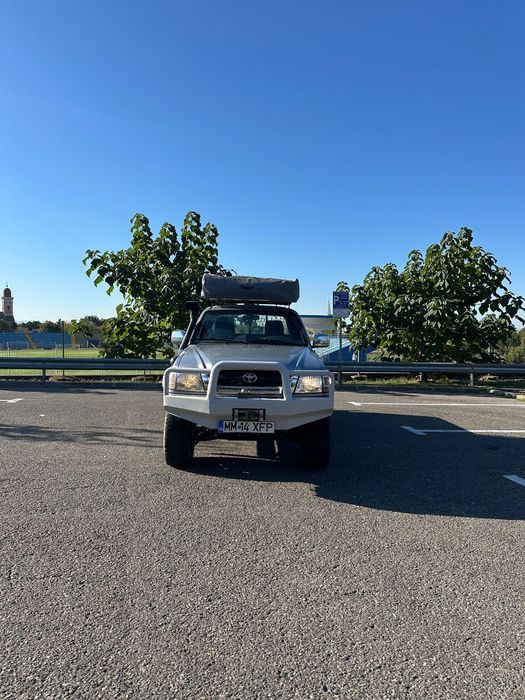 Toyota Hilux Autoutilitara pentru orice aventura