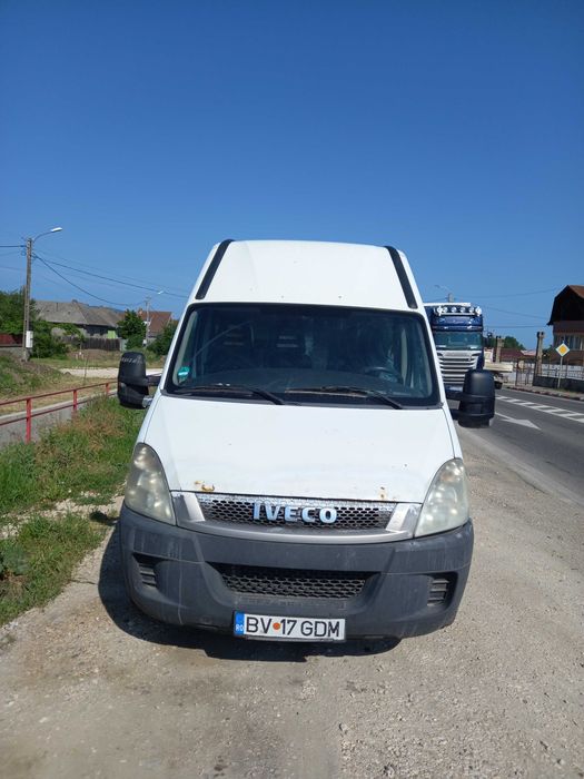 Autoutilitara Iveco Daily 3,5 t, motor 2,3 Diesel,126CP din 2011