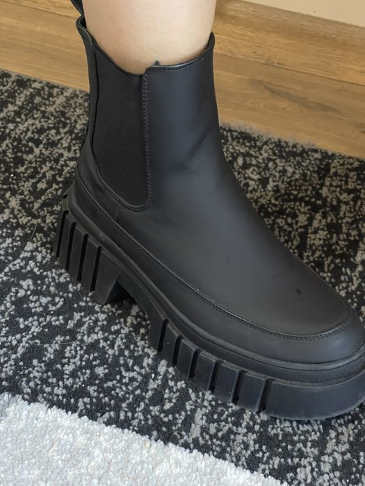 Боти Prettylittlething