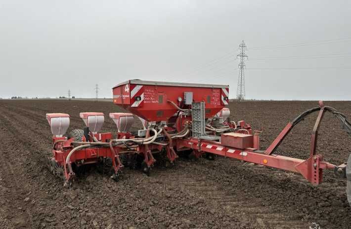 Сеялка KVERNELAND редова