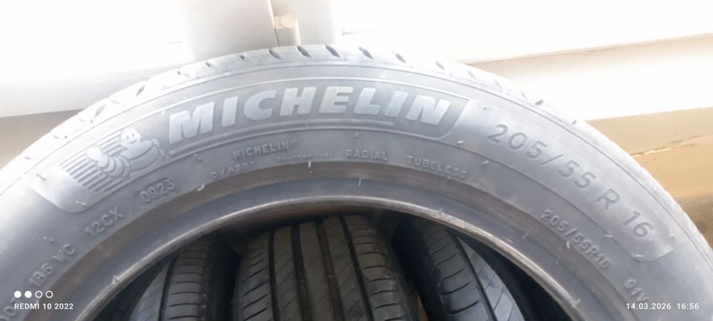 Гуми летни Мишелин 205/55/16 с дот 0923.