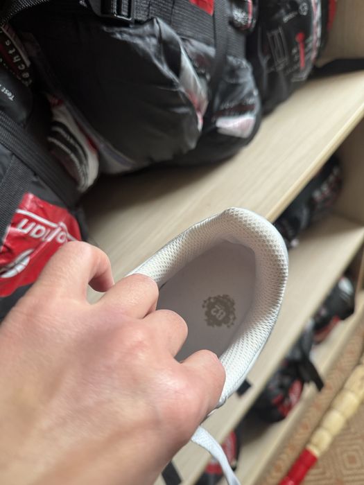 Кроссовки под Nike