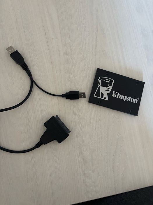 Продам SSD 512gb на ноутбук