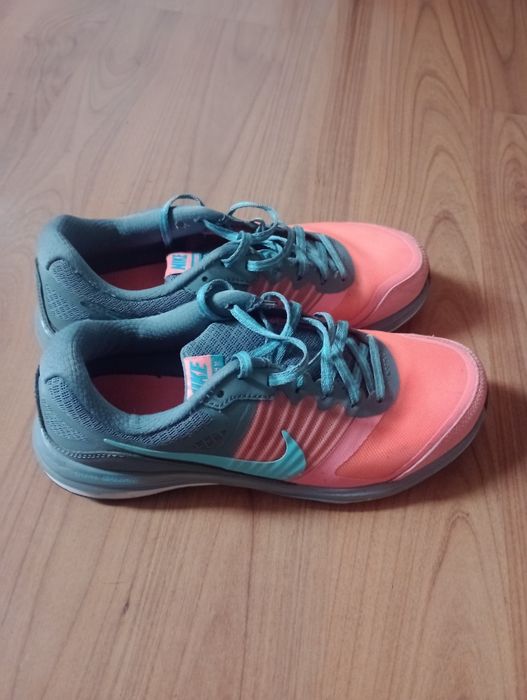 Adidași Nike originali