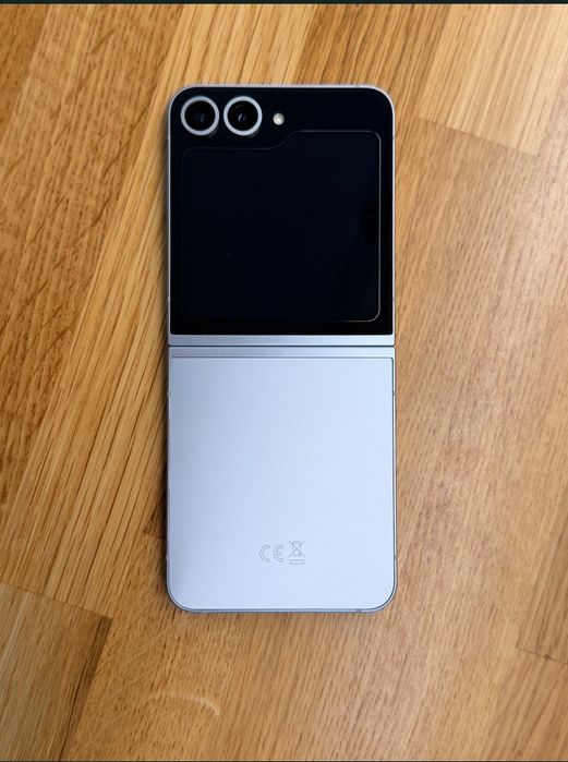 Samsung Z flip 6