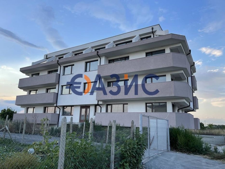 Продава се Тристаен апартамент в Поморие - 114 кв.м за 512 €/кв.м - Снимка #3