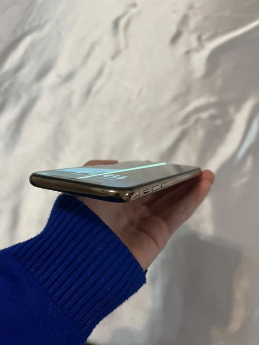 IPhone xs, 64 gbне вскрывался