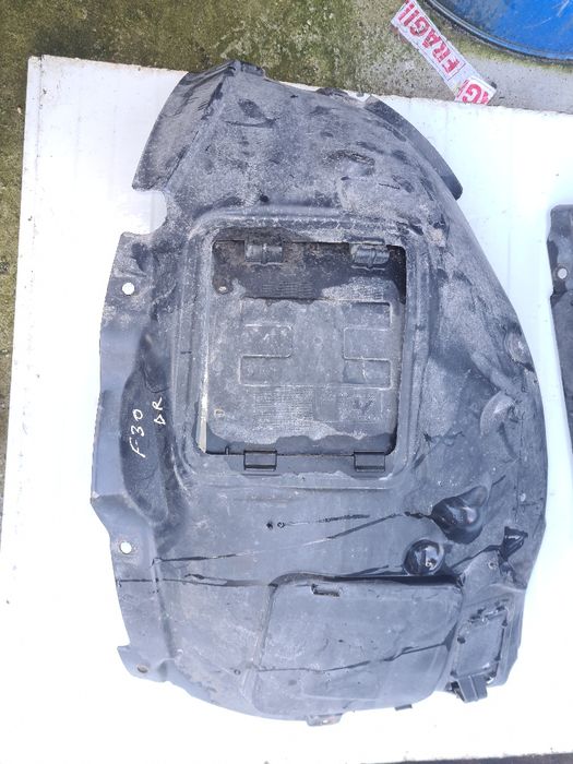 Carenaj dreapta fata,scut motor Bmw seria 3, f30