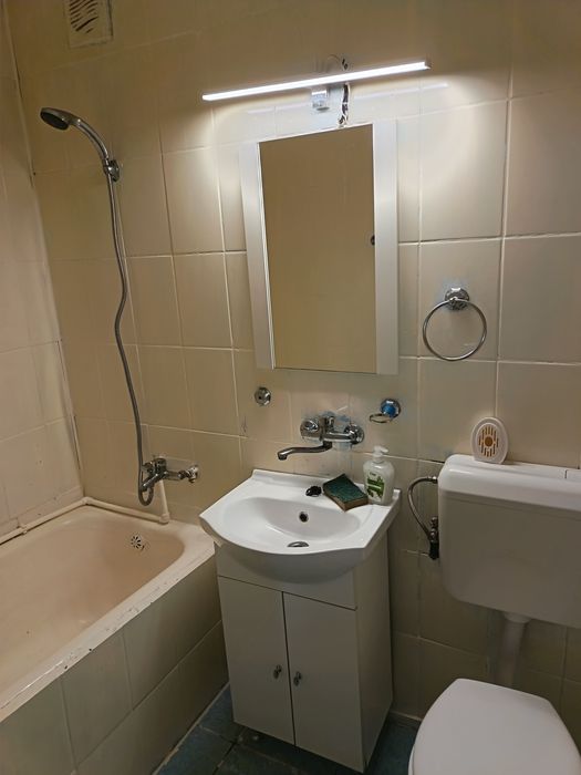 De închiriat garsonieră