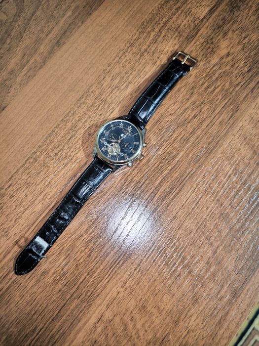 Часы на ручные KINYUED J012 бу