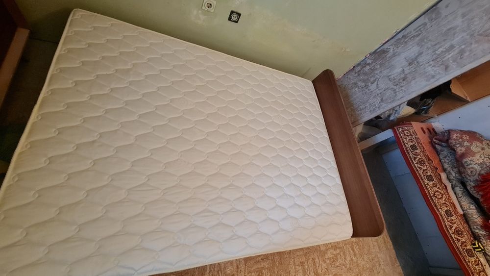 Спалня с нов матрак