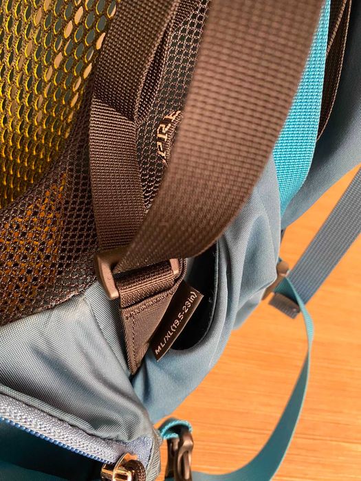 rucsac trekking osprey atmos ag 65