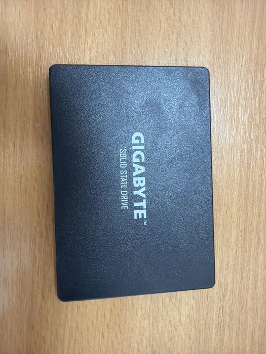 Ssd 240 gb Gigabyte