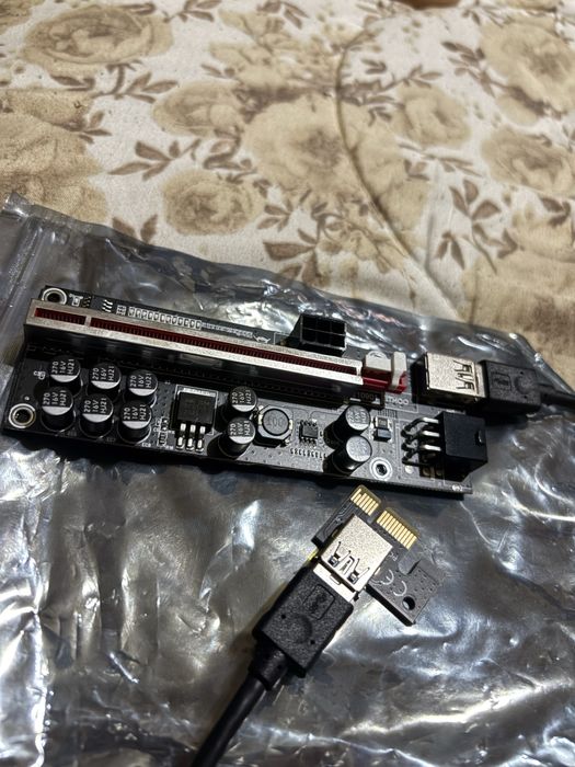 PCI-E V009S Екстендер (Riser Card) за Майнинг/GPU