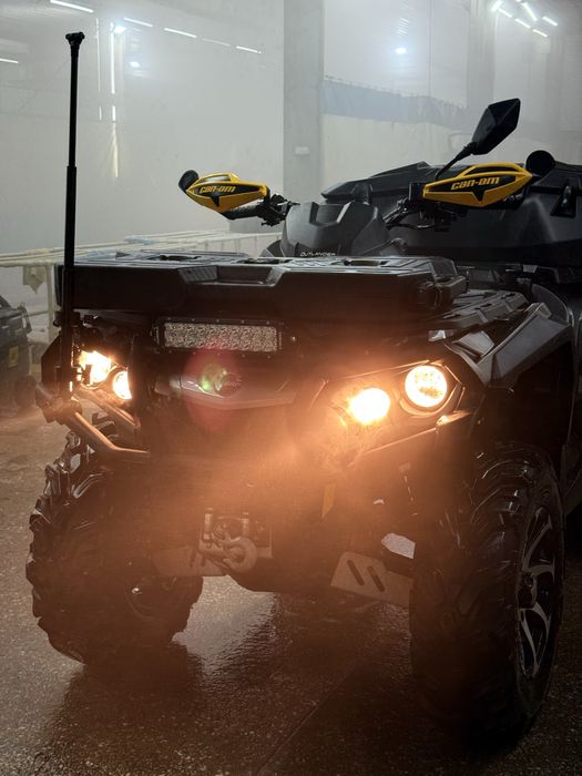 Can-Am BRP Outlander 1000 XT-P