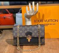 Preços baixos em Anéis Moda Louis Vuitton Prata