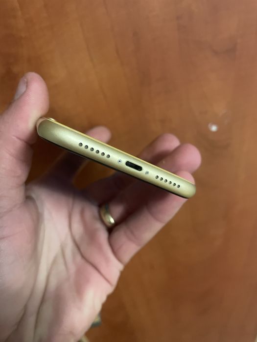 Iphone xr bateria 81