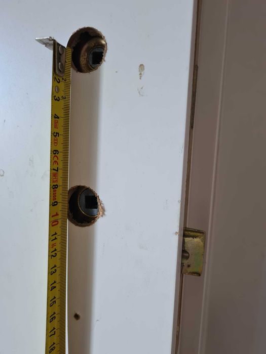 9 blaturi usi de camera de inalta calitate din Austria pret nou900euro