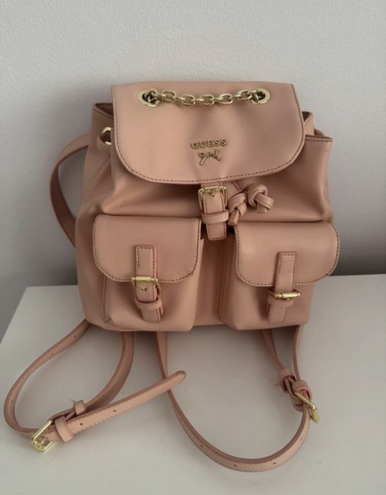 Geanta Guess de vanzare , culoare roz