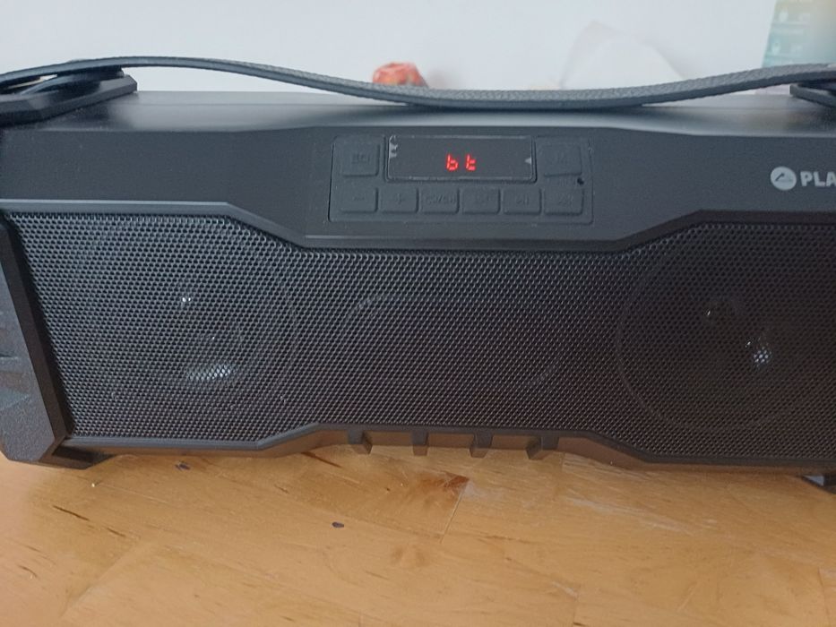 Soundbar JVC și boxa Platinet