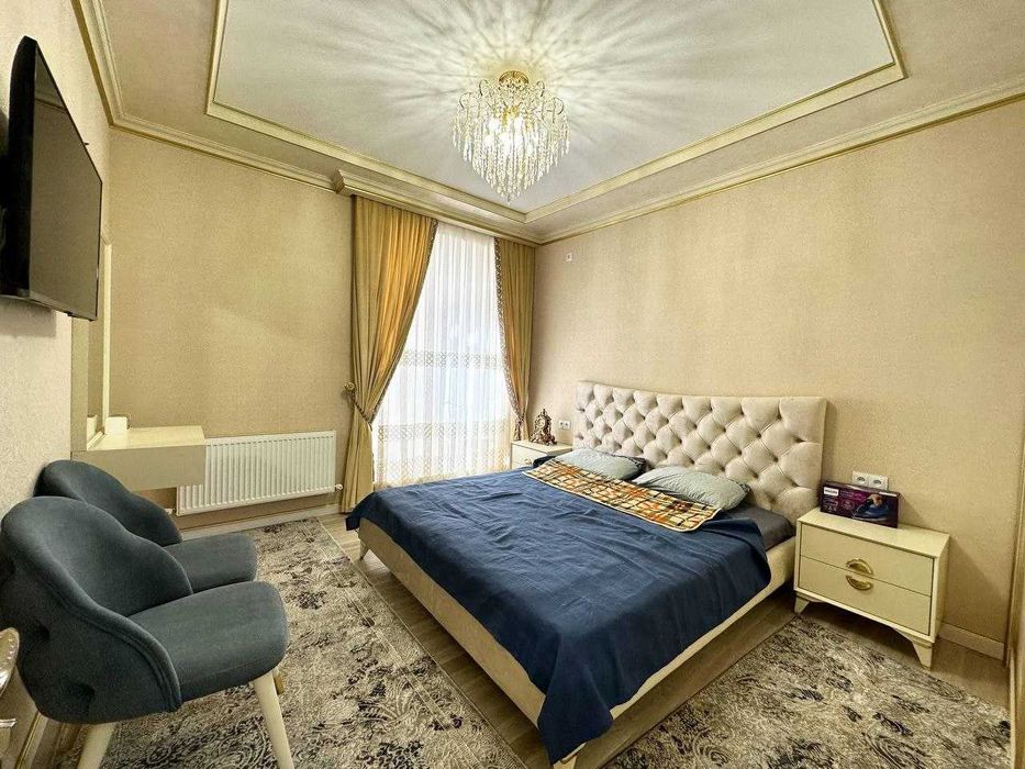 Паркенский • 2-комн • 60 м² • этаж 5/10 • [УА:00104]