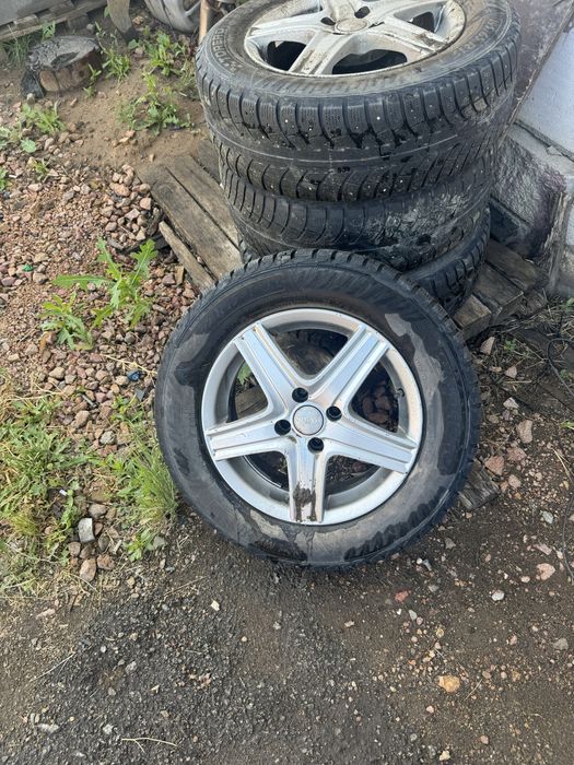 Продам диски с резиной зима